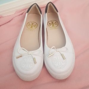 Tory Burch flats